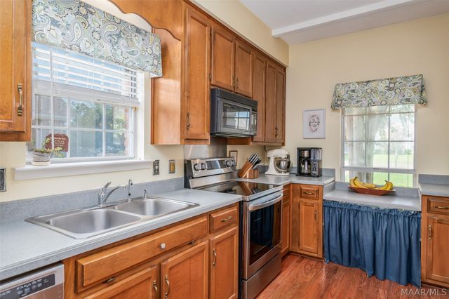 1813 Chenoweth Lane, Montgomery, AL 36106
