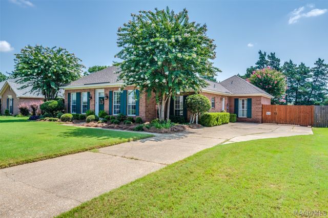 1813 Chenoweth Lane, Montgomery, AL 36106