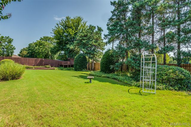 1813 Chenoweth Lane, Montgomery, AL 36106