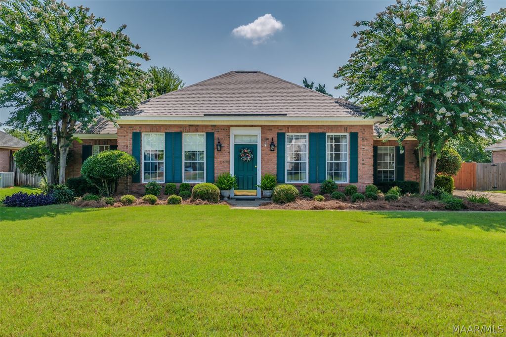 1813 Chenoweth Lane, Montgomery, AL 36106