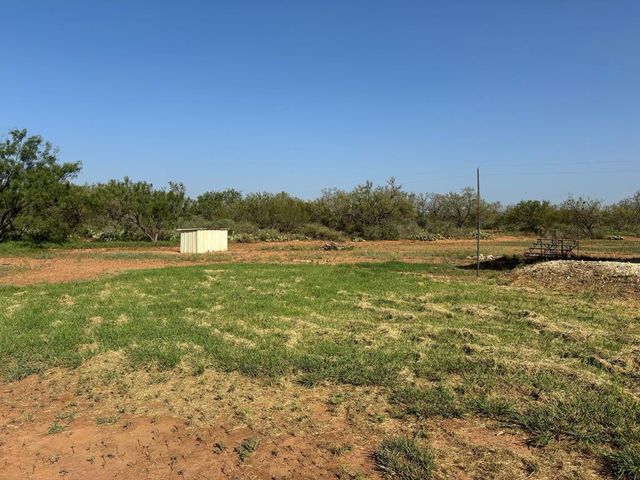 2400 FM 2662, Bronte, TX 76933