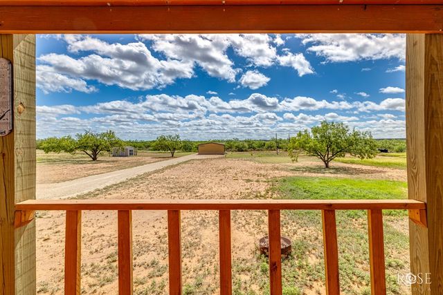 2400 FM 2662, Bronte, TX 76933