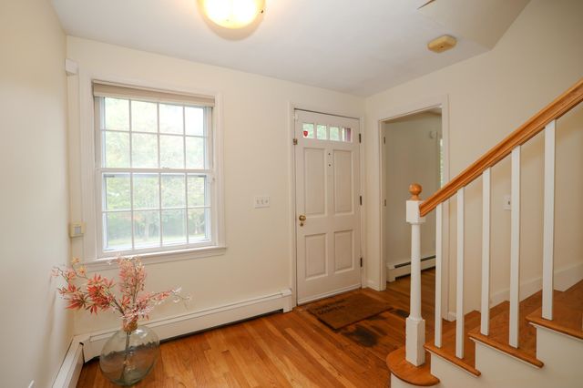14 Pinewood Drive, Amherst, NH 03031