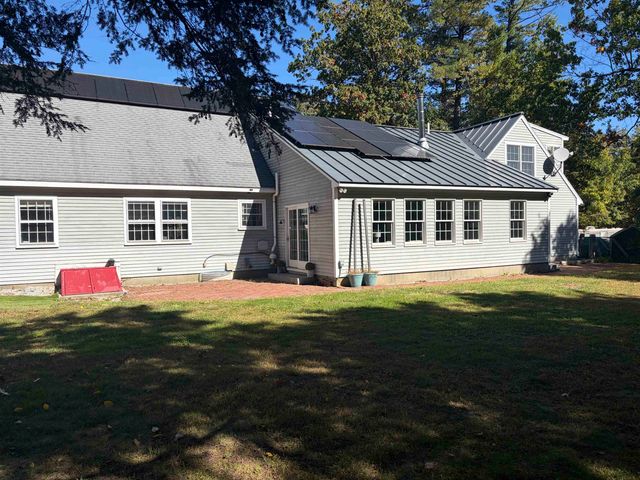 14 Pinewood Drive, Amherst, NH 03031