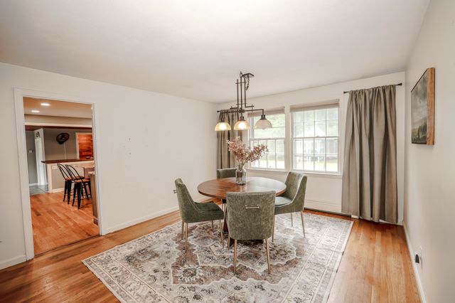 14 Pinewood Drive, Amherst, NH 03031