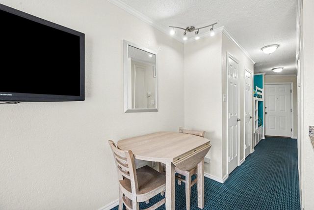 6102 Seawall Boulevard 157, Galveston, TX 77551