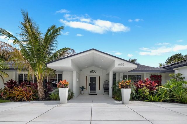 600 NE 4th Street, Pompano Beach, FL 33060