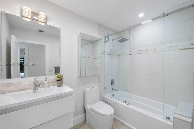 600 NE 4th Street, Pompano Beach, FL 33060