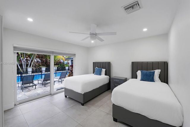 600 NE 4th Street, Pompano Beach, FL 33060