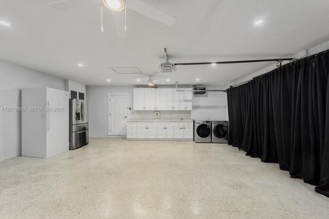 600 NE 4th Street, Pompano Beach, FL 33060