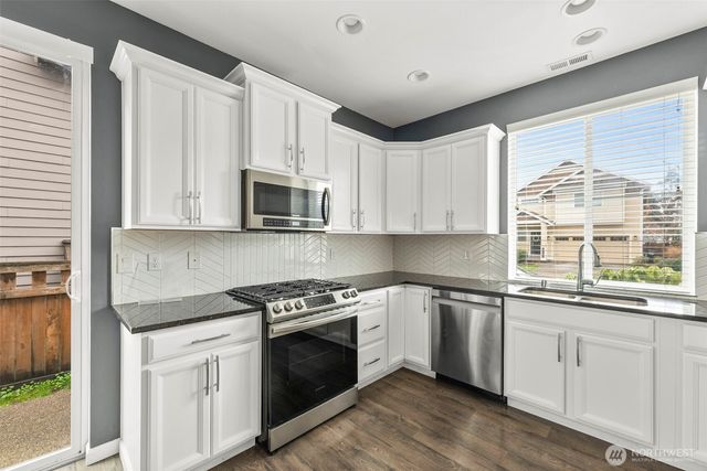 3353 Nova Street NE, Lacey, WA 98516