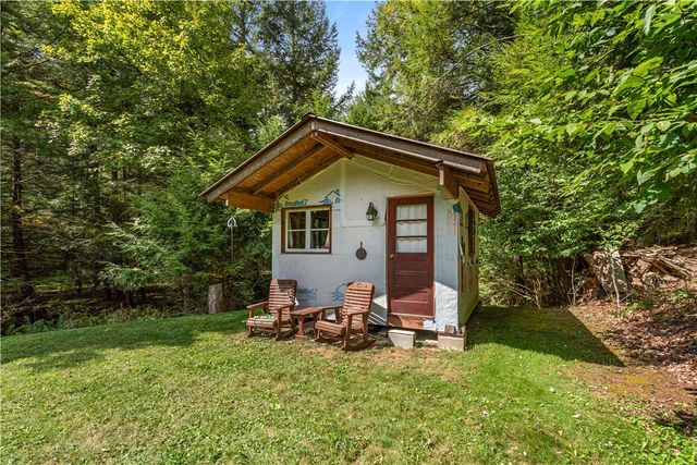 7427 Moss Road, Howard, NY 14843