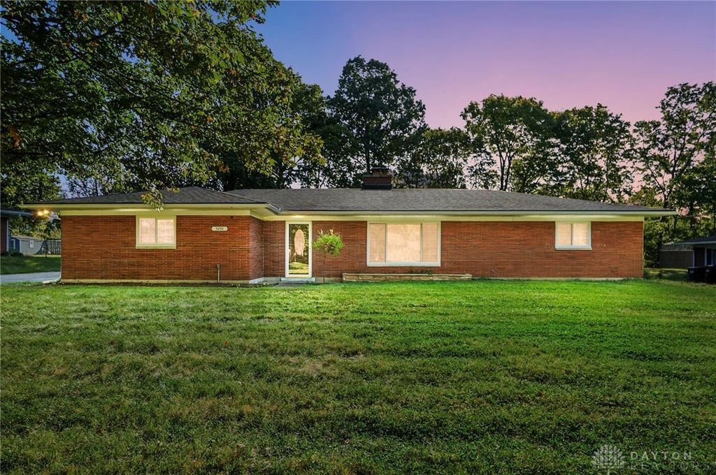 5290 Wheaton Street, Dayton, OH 45429