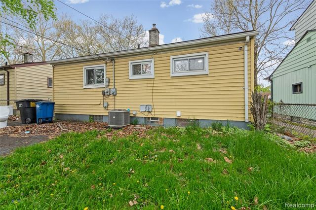 1229 S Deacon Street, Detroit, MI 48217