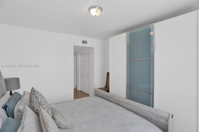 17100 N Bay Rd 1501, Sunny Isles Beach, FL 33160