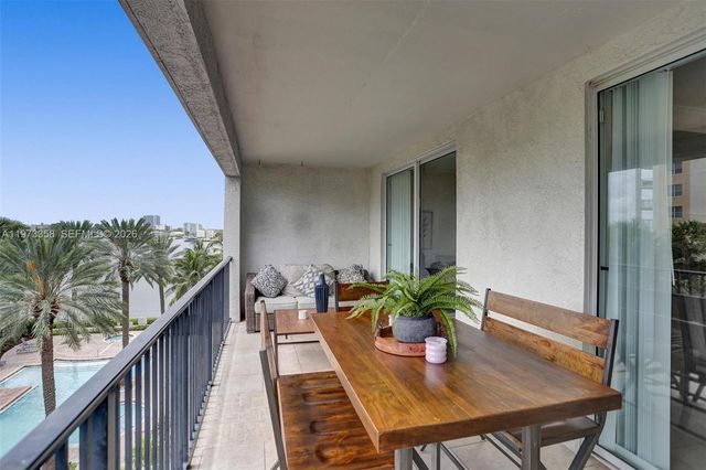 17100 N Bay Rd 1501, Sunny Isles Beach, FL 33160