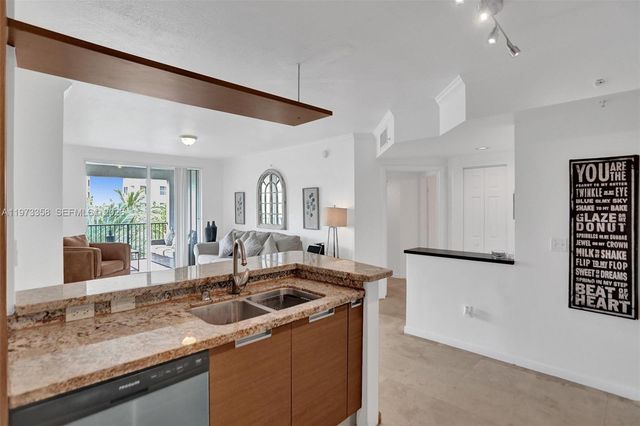 17100 N Bay Rd 1501, Sunny Isles Beach, FL 33160