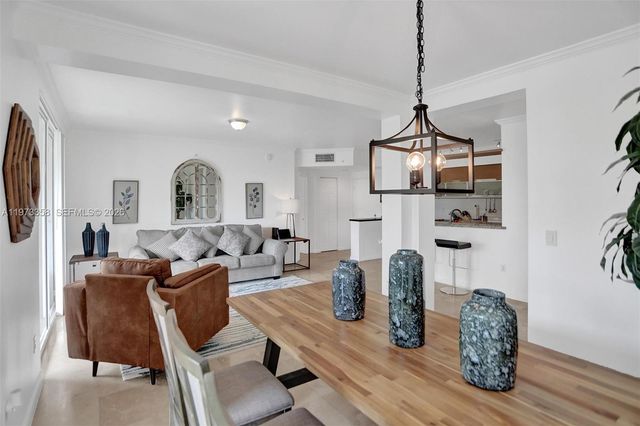 17100 N Bay Rd 1501, Sunny Isles Beach, FL 33160