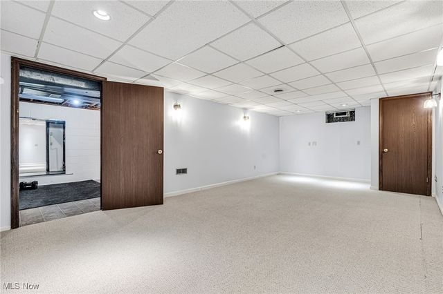 292 Eric Lane, Wadsworth, OH 44281