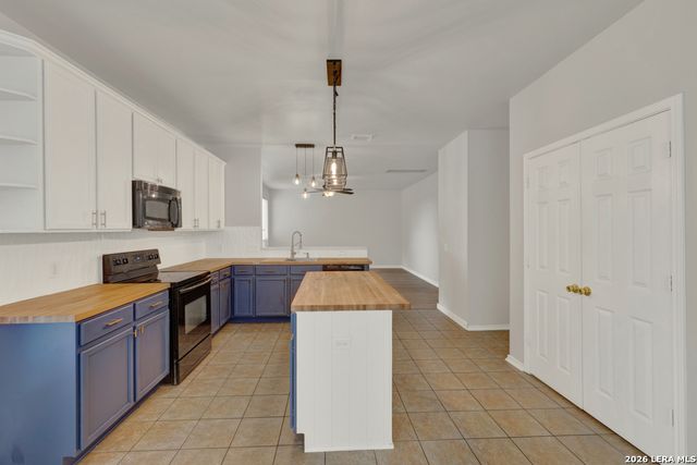 2307 Encino Mist, San Antonio, TX 78259