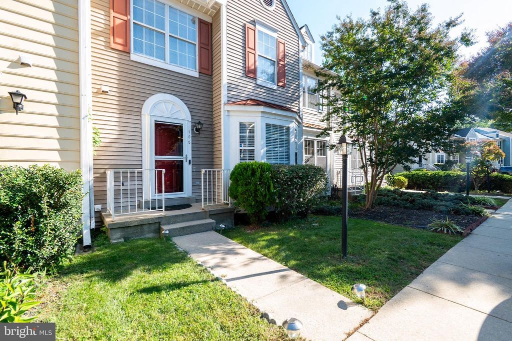 105 COLLEGE STATION DR, Upper Marlboro, MD 20774