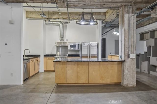 835 Locust Avenue 317, Long Beach, CA 90813