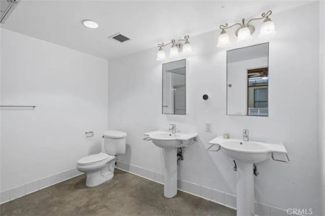 835 Locust Avenue 317, Long Beach, CA 90813