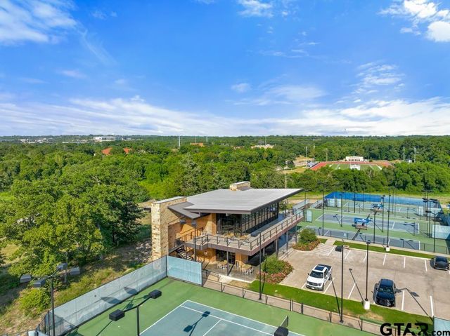3854 Hogan Dr, Tyler, TX 75709