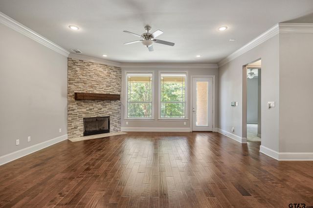 3854 Hogan Dr, Tyler, TX 75709