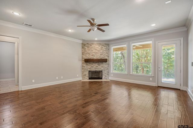 3854 Hogan Dr, Tyler, TX 75709