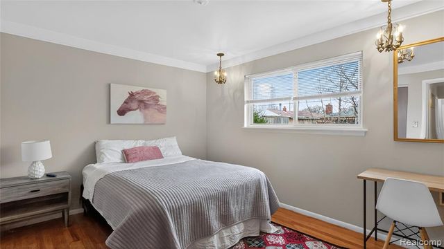 29442 Pinto Drive, Warren, MI 48093