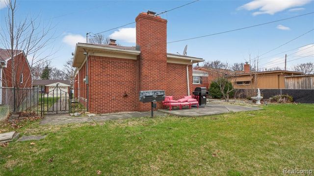 29442 Pinto Drive, Warren, MI 48093