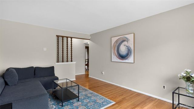 29442 Pinto Drive, Warren, MI 48093