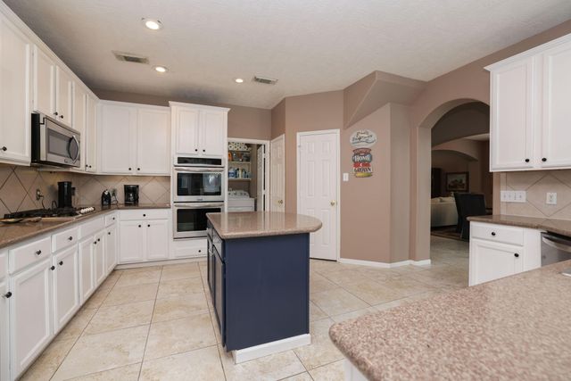 4423 Bridgestone Cedar Drive, Spring, TX 77388