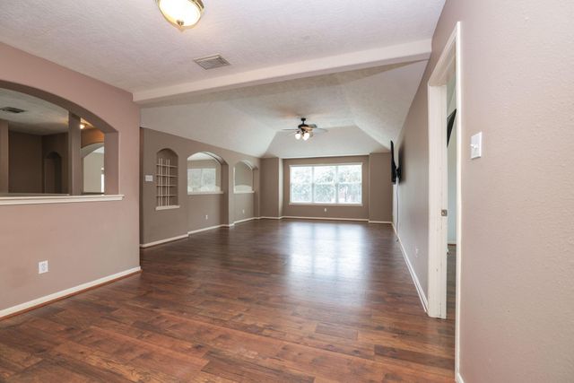 4423 Bridgestone Cedar Drive, Spring, TX 77388