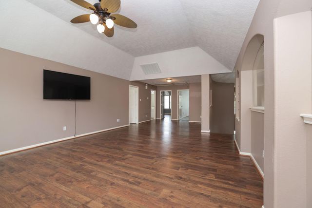 4423 Bridgestone Cedar Drive, Spring, TX 77388