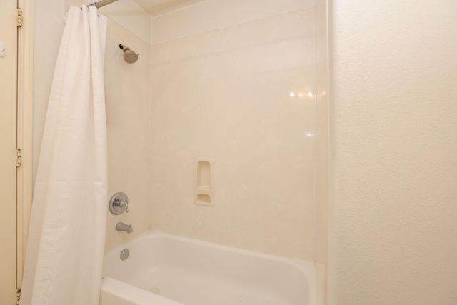 4423 Bridgestone Cedar Drive, Spring, TX 77388