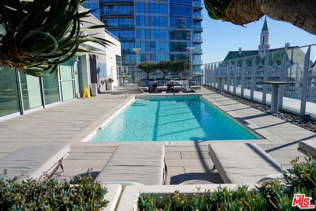 707 E Ocean Boulevard 0601, Long Beach, CA 90802