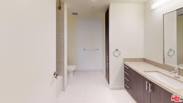707 E Ocean Boulevard 0601, Long Beach, CA 90802