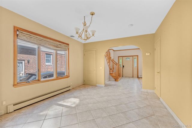 145-53 9 Avenue, Whitestone, NY 11357