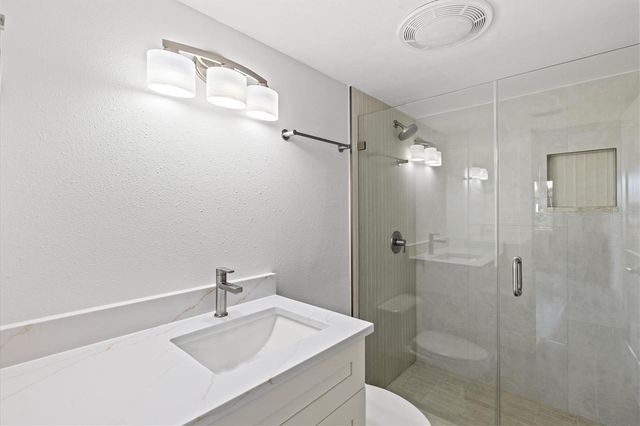 5600 BEACH WAY DRIVE 111, Sarasota, FL 34242