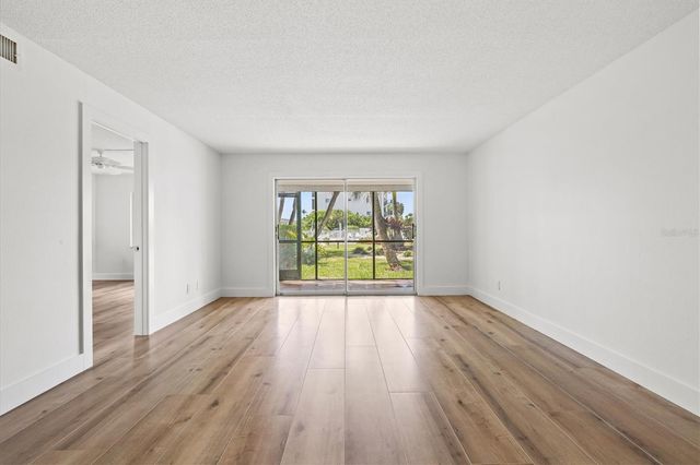 5600 BEACH WAY DRIVE 111, Sarasota, FL 34242