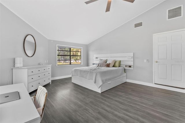 212 N SHERIDAN AVENUE, Deland, FL 32720