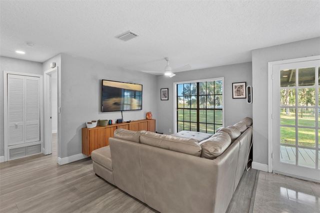 212 N SHERIDAN AVENUE, Deland, FL 32720