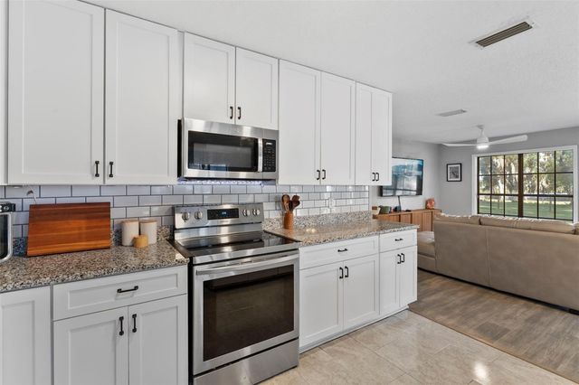 212 N SHERIDAN AVENUE, Deland, FL 32720