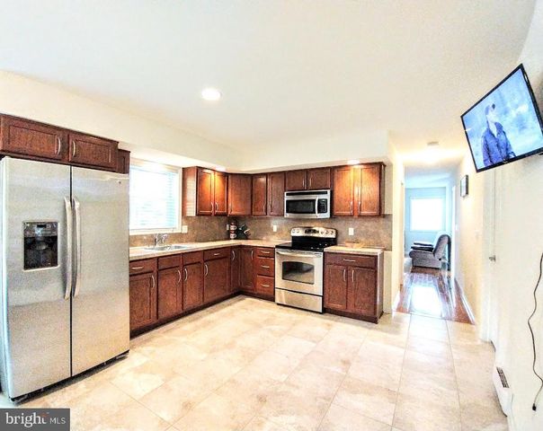 146 HUNTER LN, Albrightsville, PA 18210