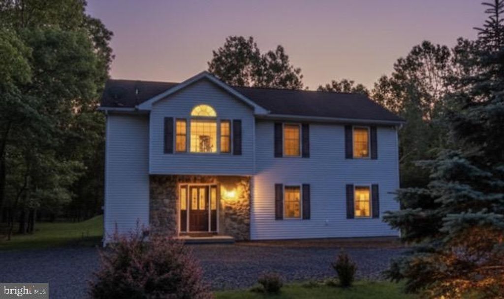 146 HUNTER LN, Albrightsville, PA 18210