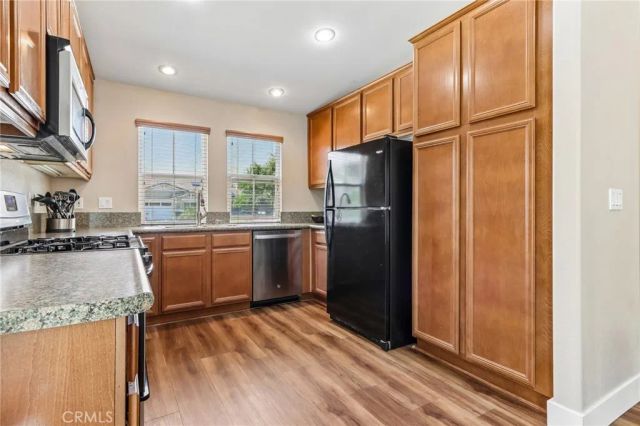 988 Roxanne, Hemet, CA 92543