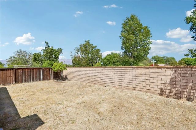 988 Roxanne, Hemet, CA 92543