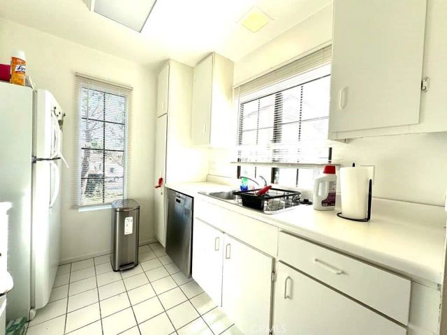 2554 Olive, Palmdale, CA 93550